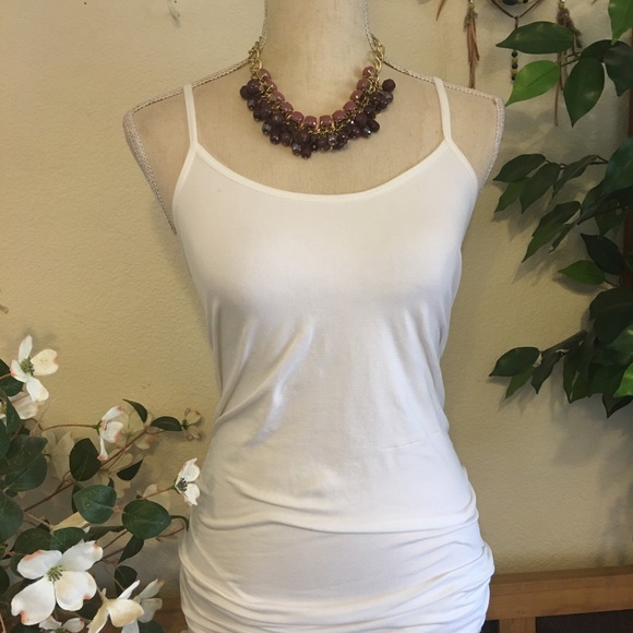 Talbots misty lavender cluster beaded necklace - Picture 3 of 9